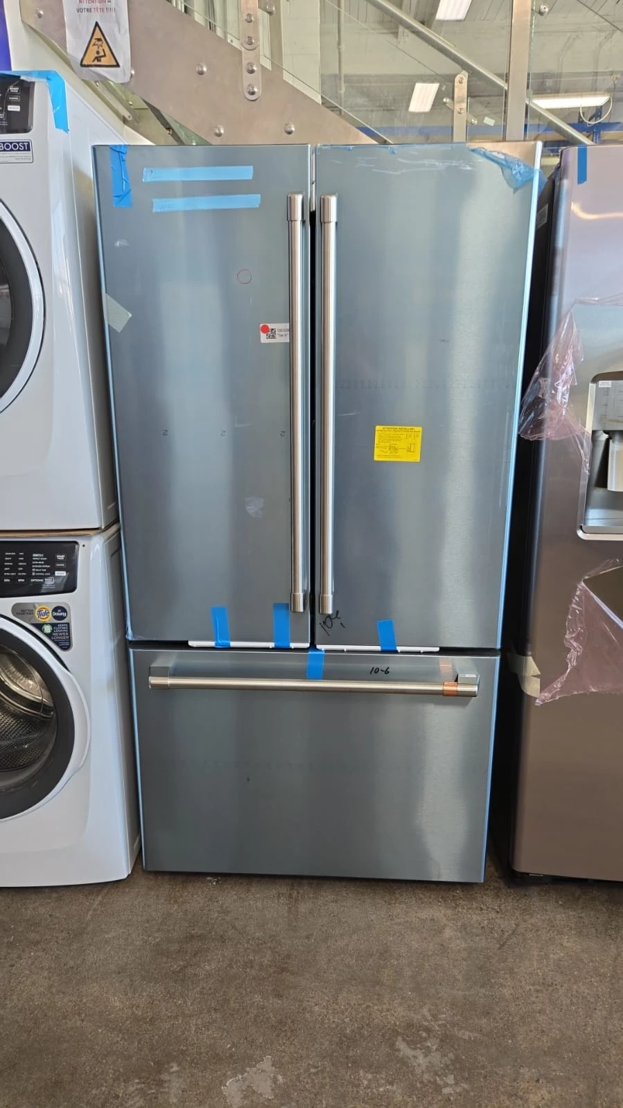 Réfrigérateur à portes françaises GE Café – 36 pouces, 23,1 pi³, inox – CWE23SP2MJS1 - Image 8